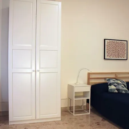 Third House * Катанія